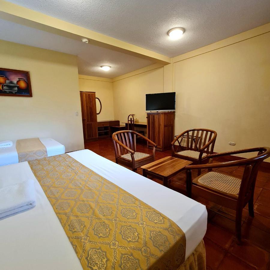 Hotel Austria Леон Экстерьер фото