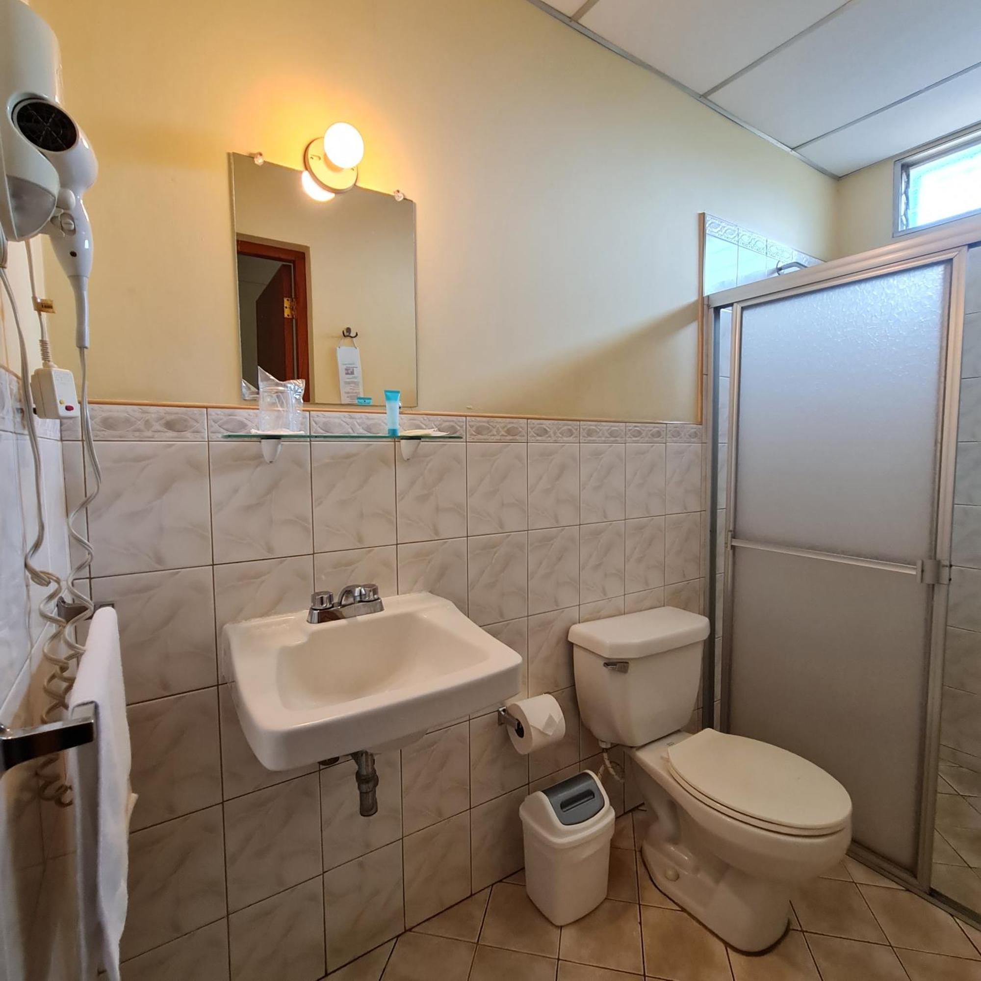 Hotel Austria Леон Экстерьер фото